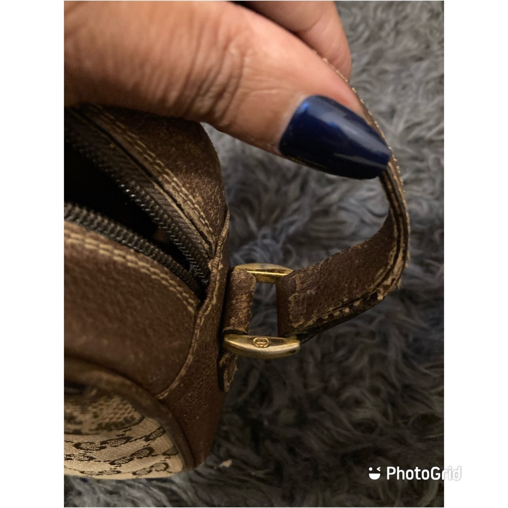 Authentic Pre-loved Vintage Gucci Crossbody Bag - Picture 6 of 14